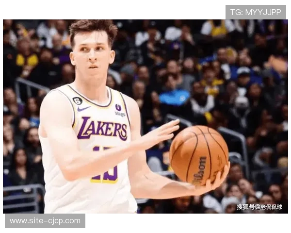 湖人里夫斯复出三场罚球24中20 个人造犯规率排名联盟前列